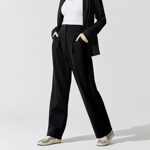 Carbon38 Wide Leg Stretch Pant in Black